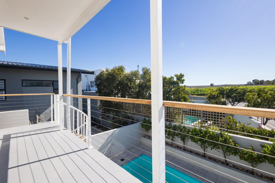 2 Bedroom Property for Sale in Sagewood Western Cape